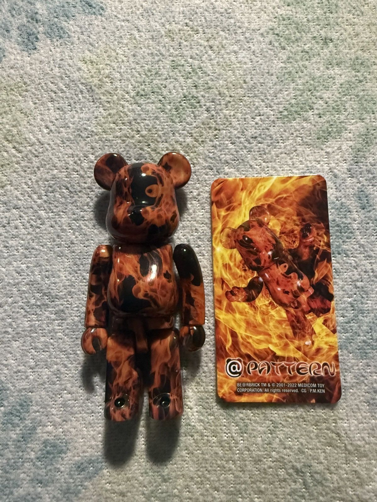 Medicom Toy Bearbrick Series 44 PATTERN Flames Bear Size ONE SIZE - 1 Thumbnail
