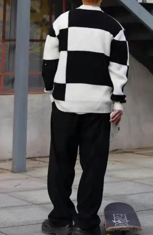 Japanese Brand Black White Patchwork Color Knitted Pullover Sweatshirt Size US M / EU 48-50 / 2 - 4 Thumbnail