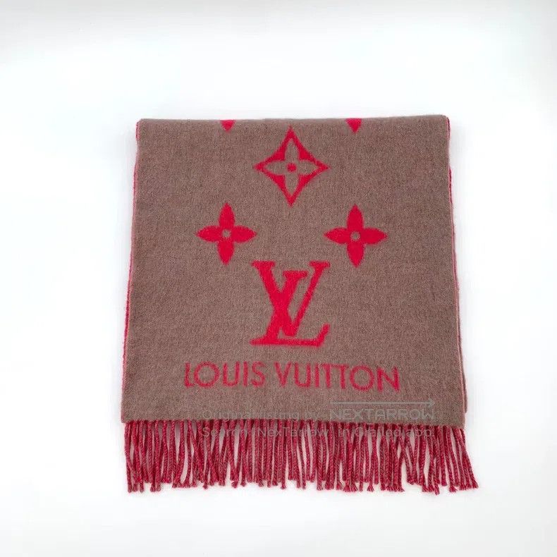 Louis Vuitton Louis Vuitton Pink logo presbyopic printed cashmere fringe Size ONE SIZE - 1 Thumbnail