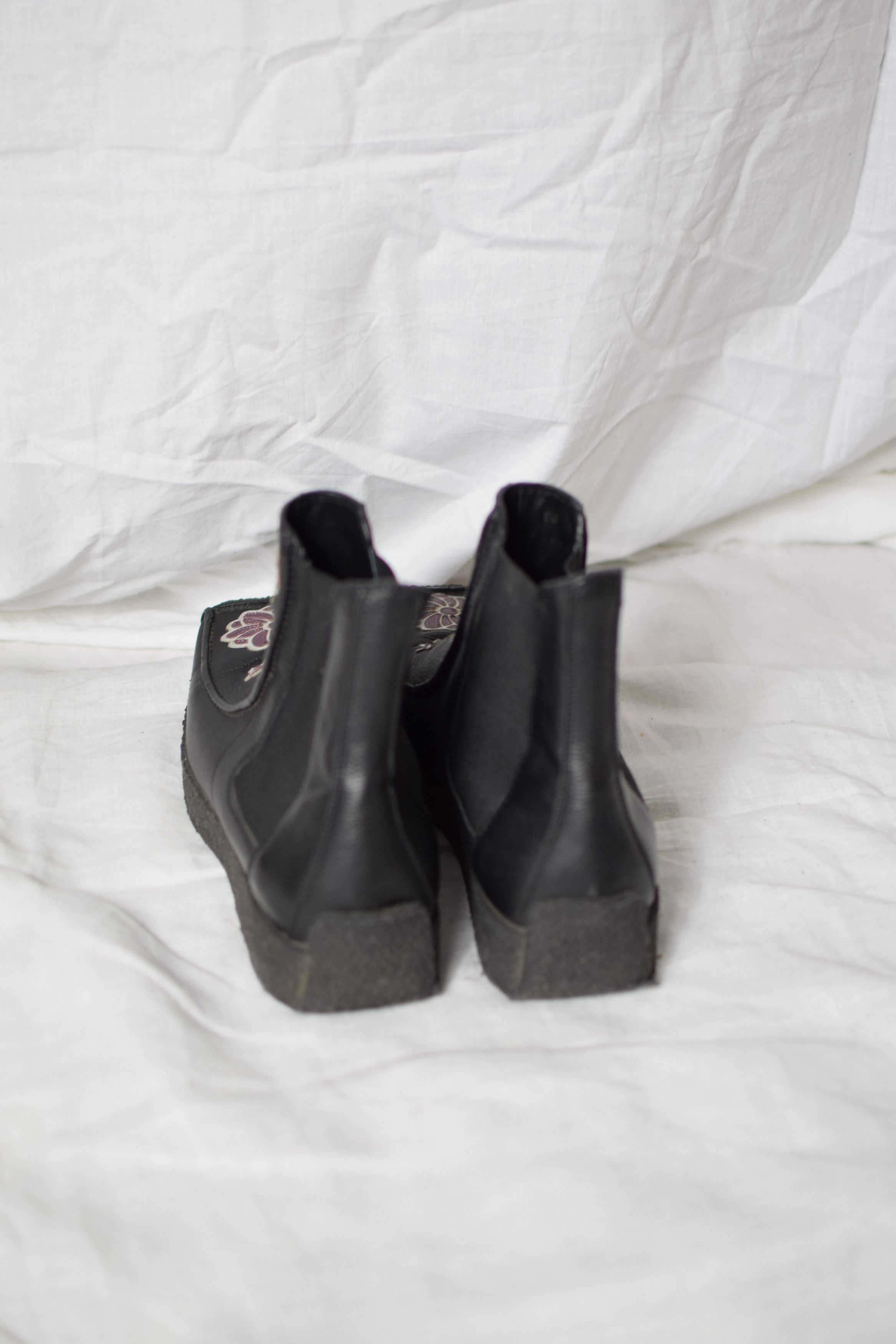 Kiko Kostadinov Kiko Kostadinov SS21 Freydal Chelsea Boots Size US 8 / EU 41 - 8 Thumbnail