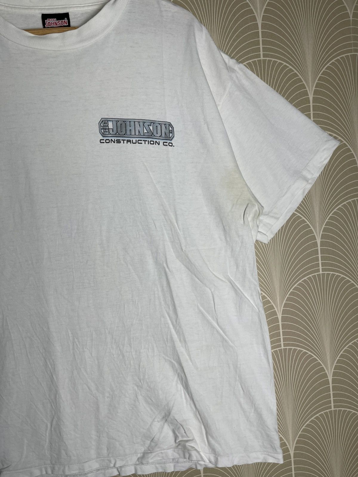 Vintage VINTAGE 1998 BIG JOHNSON CONSTRUCTION CO. GRAPHIC TSHIRT Size US XL / EU 56 / 4 - 4 Thumbnail