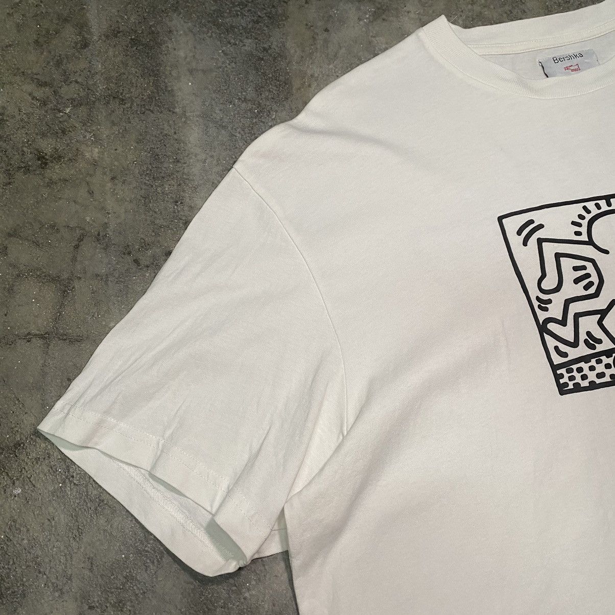 Keith Haring Keith Haring X Bershka Pop Art T Shirt XL size Size US XL / EU 56 / 4 - 4 Thumbnail