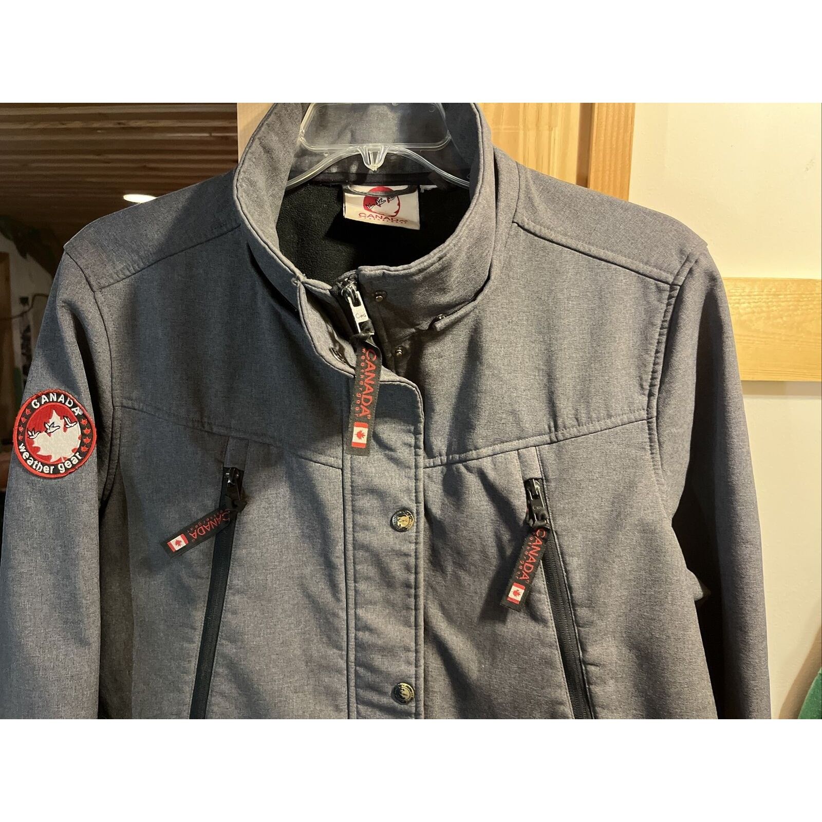 Other Canada Weather Gear Men’s L Gray LS Zip Windbreaker Jacket Size US L / EU 52-54 / 3 - 11 Thumbnail