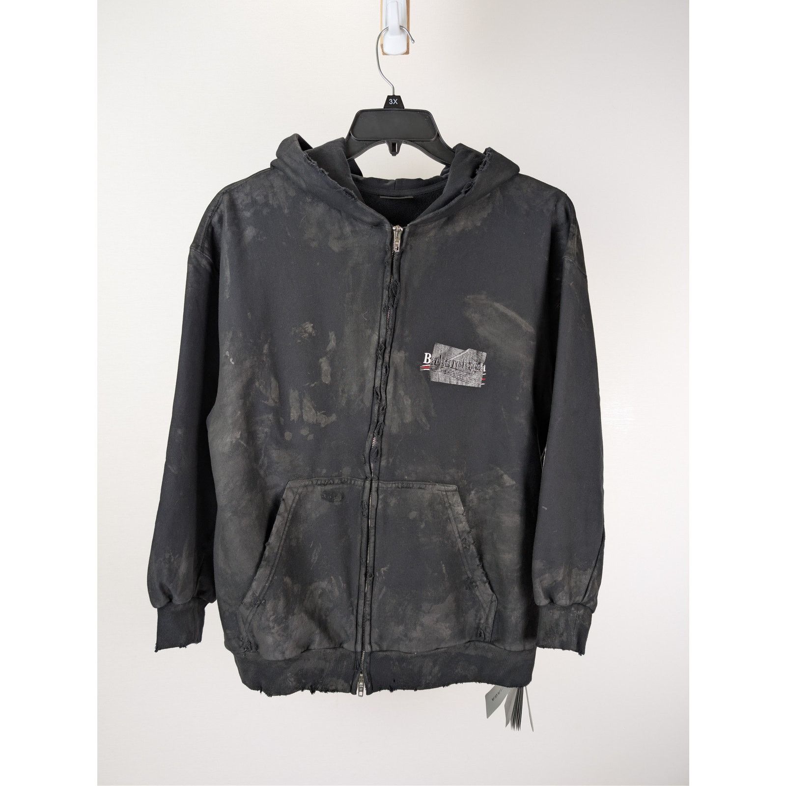 Balenciaga o1rshd1 Small Fit Zip up Hoodie in Black/White/Red Size US M / EU 48-50 / 2 - 2 Thumbnail