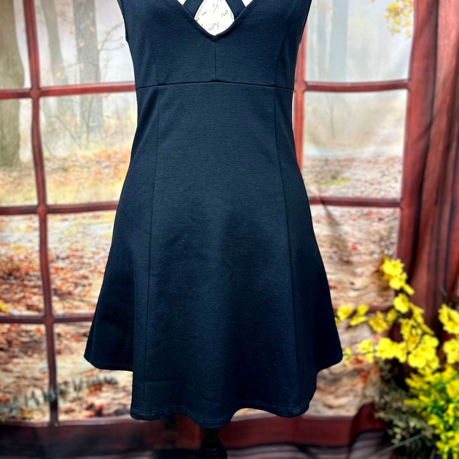 Free People Free People Elizabeth Criss Cross Mini Dress Black Size XS Size XS / US 0-2 / IT 36-38 - 8 Thumbnail