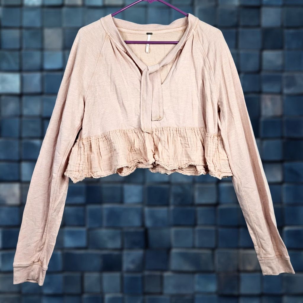 Free People Free People Sweet Jane Pink Tie V-Neck Long Sleeve Sweatshirt Top Size S Womens Blouse Pink Tie V-Neck Long Sleeve Casual Shirt - 400 Size S / US 4 / IT 40 - 1 Thumbnail