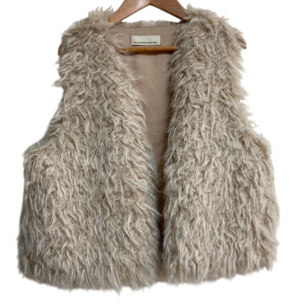 Other Other GALLARDAGALANTE Faux Fur Vest Plastic / Synthetic Outerwear DUTY FREE for USA Size ONE SIZE - 1 Thumbnail