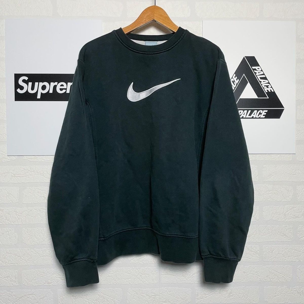 Nike × Vintage 00s Vintage Nike Big Logo Oversized Retro Sweatshirt Rare Size US M / EU 48-50 / 2 - 1 Thumbnail