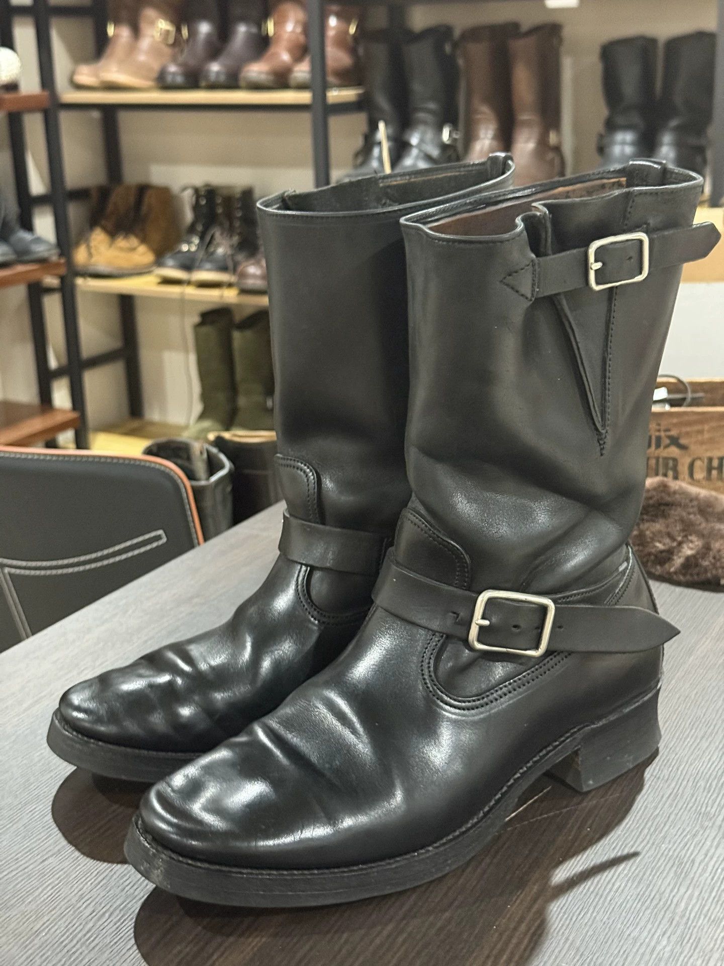 ATTRACTIONS Attractions BILTBUCK Lot 444 size 9.5- Horsebutt Brown