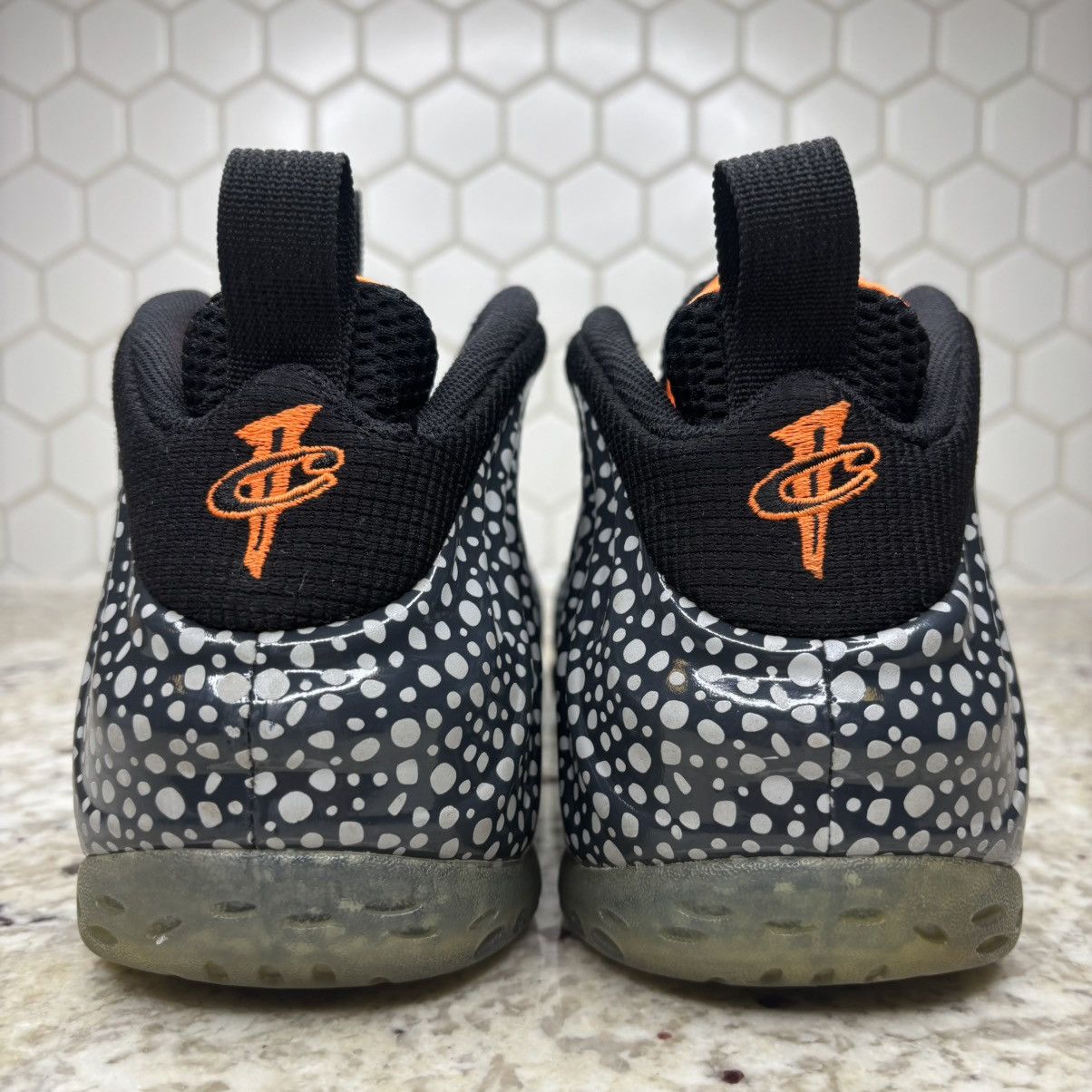 Nike × atmos Size 9.5 - Nike Air Foamposite One Prm Safari CLEAN No Box Size US 9.5 / EU 42-43 - 10 Thumbnail