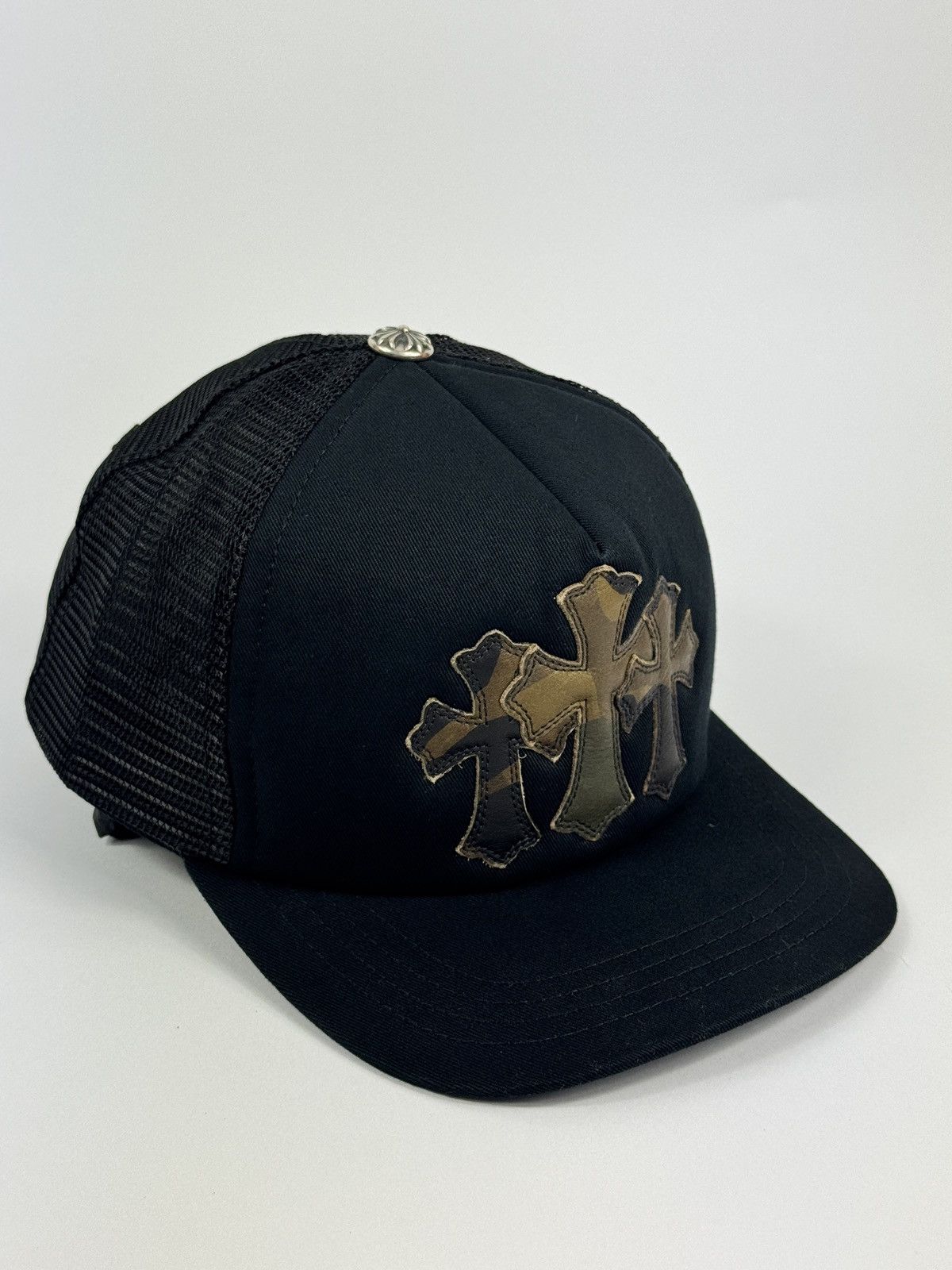 Chrome Hearts LEATHER CAMO CROSS DEATAILED TRUCKER CAP Size ONE SIZE - 2 Thumbnail