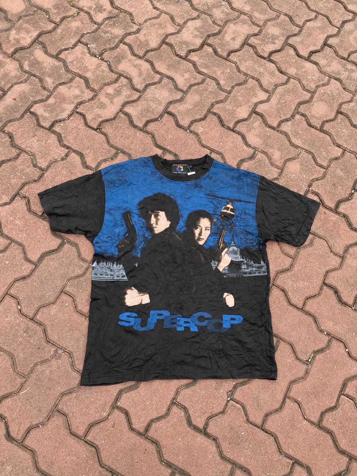 Vintage Vintage 1992 Jackie Chan Supercop 9 Movie Tee Size US L / EU 52-54 / 3 - 1 Thumbnail