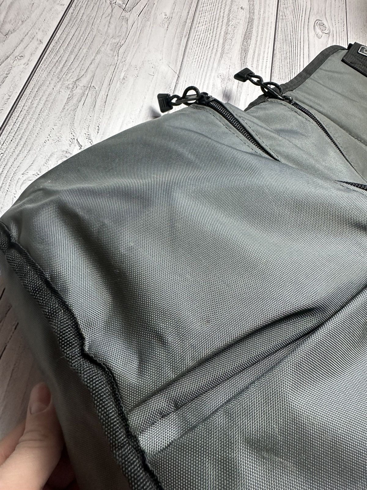 Gap × Vintage gap sling bag avant-garde multiple pocket rare Y2K Size ONE SIZE - 7 Thumbnail