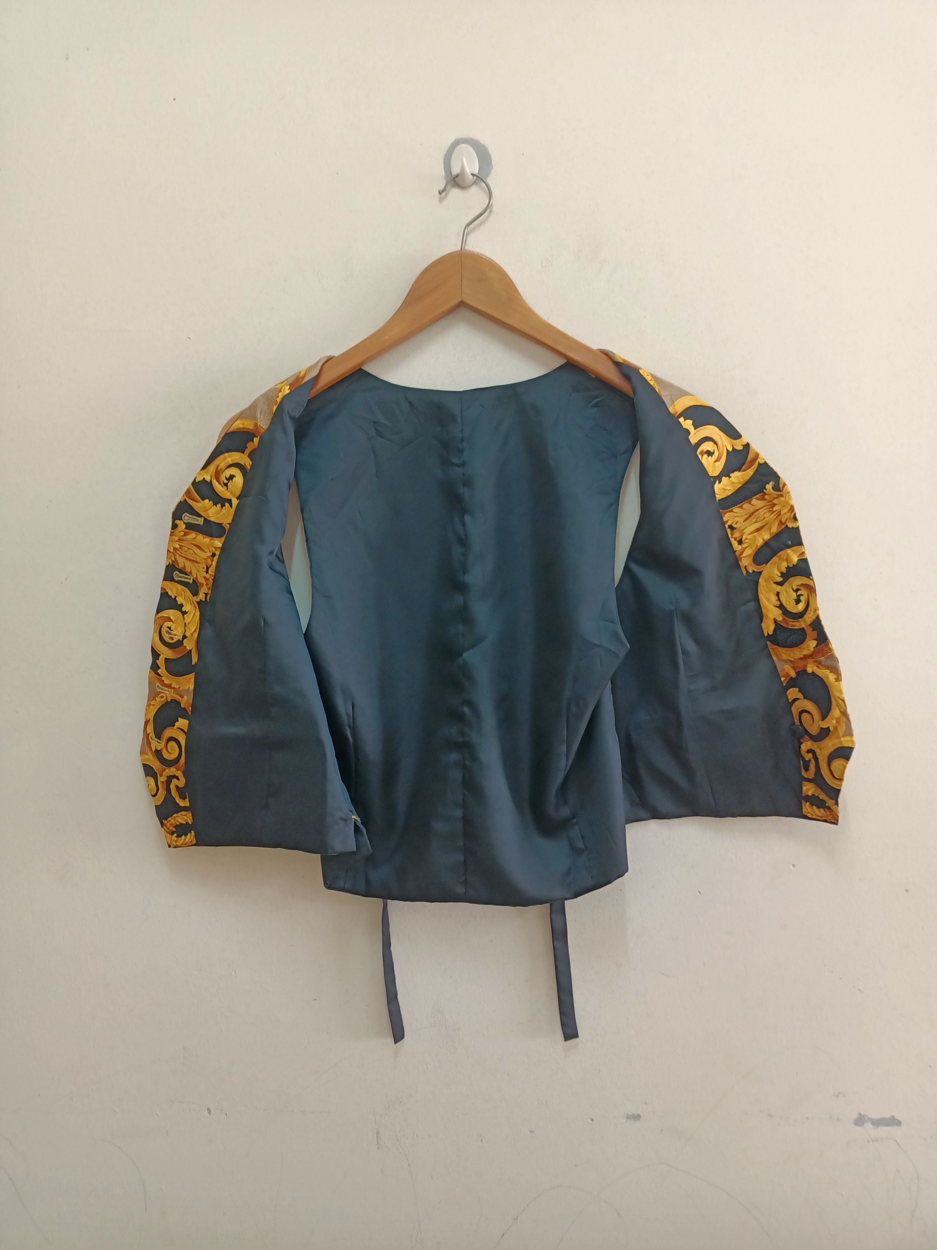 Junko Shimada Vintage Rare Junko Shimada Boroque Vest luxury style Size S / US 4 / IT 40 - 3 Thumbnail