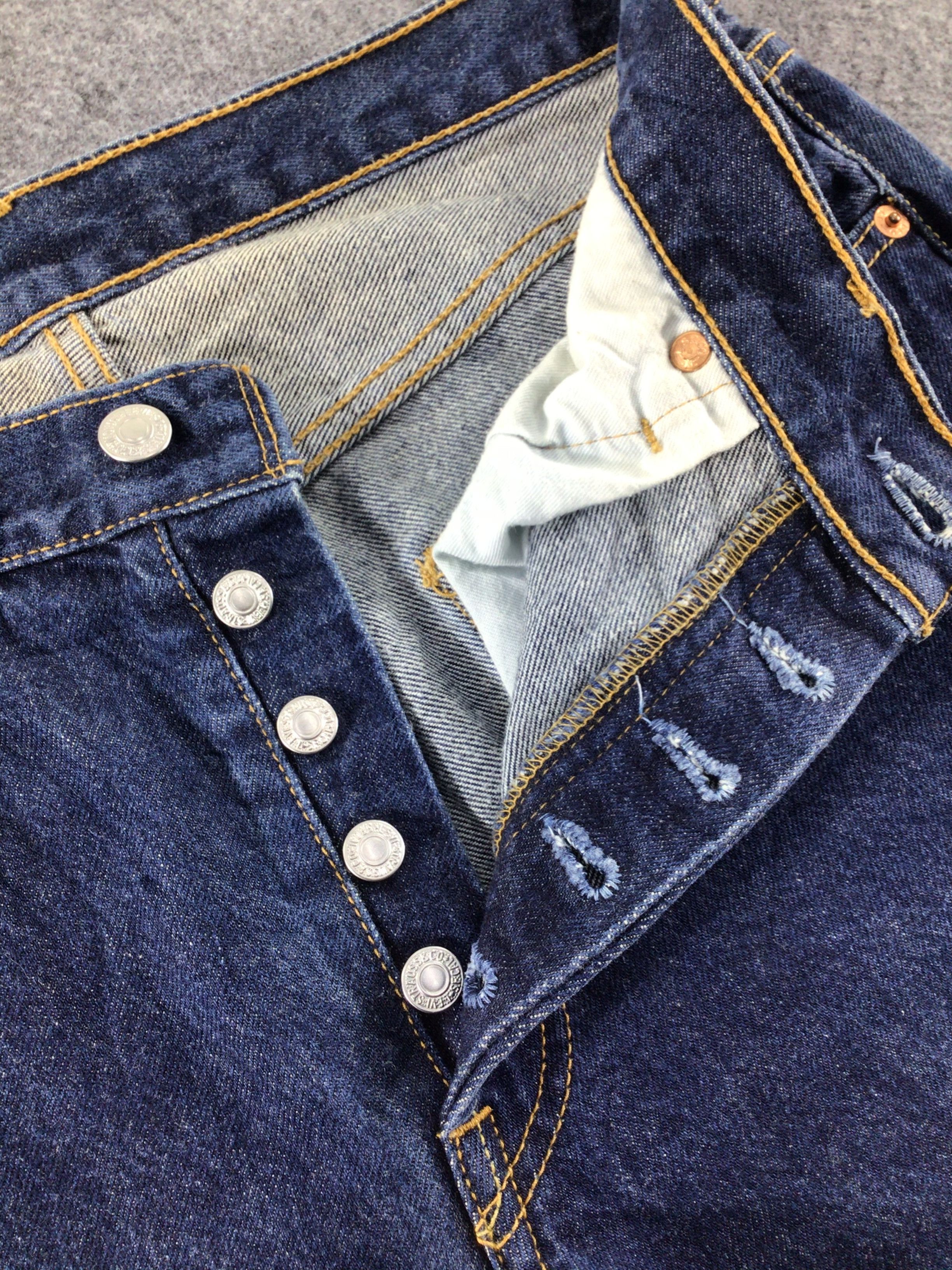 Levi's Rare Vintage Levis 501 Reverse Tab Jeans-J297 Size US 29 - 7 Thumbnail
