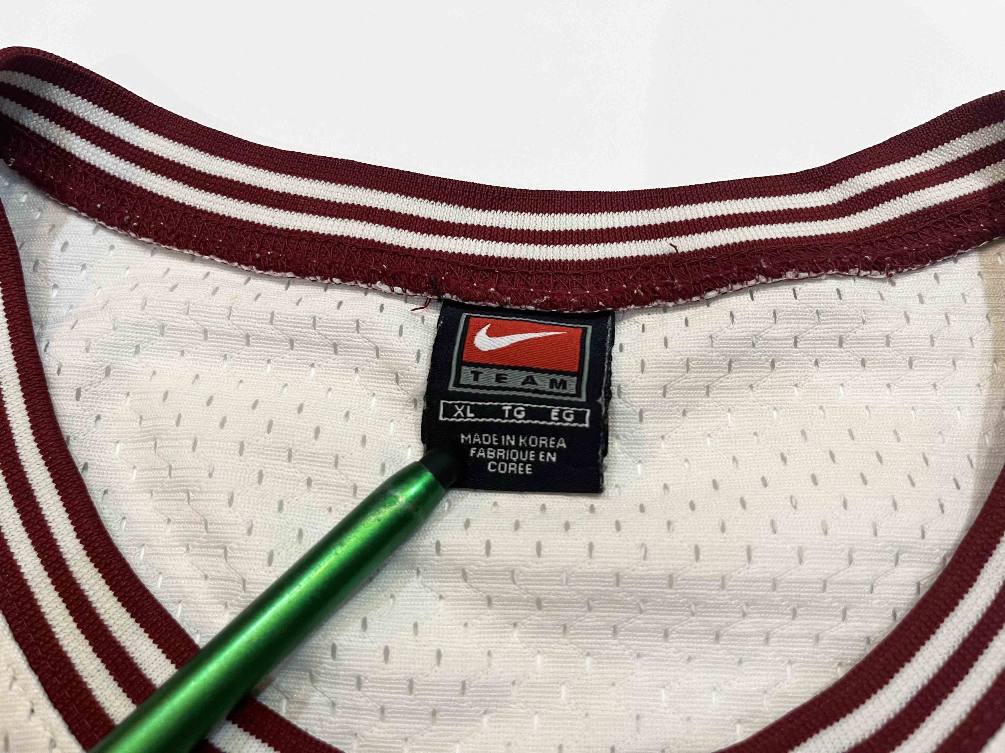NBA × Nike Nike NBA Cleveland Cavaliers JAMES #23 Basketball Jersey Size US XL / EU 56 / 4 - 3 Thumbnail