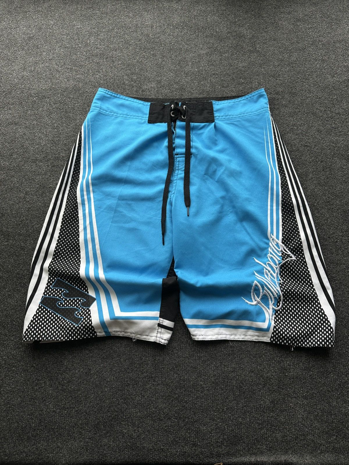 Billabong 🚨RARE BILLABONG BIG LOGO SWIMM SHORTS Y2K SURF VINTAGE Size US 32 / EU 48 - 1 Thumbnail