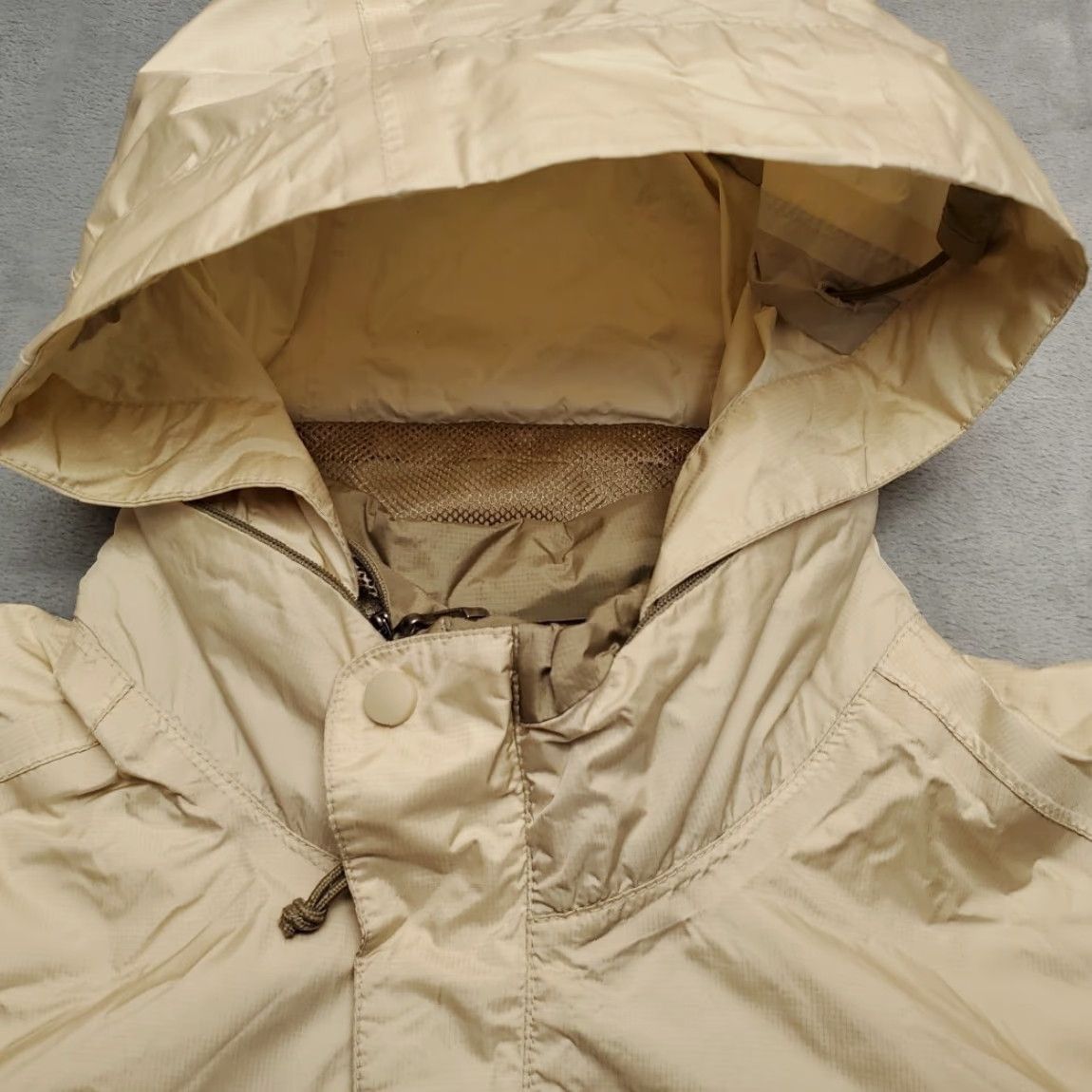 Vintage VINTAGE Polo Sport RLX Jacket Womens M Pale Yellow Hooded Windbreaker Packable Size M / US 6-8 / IT 42-44 - 6 Thumbnail