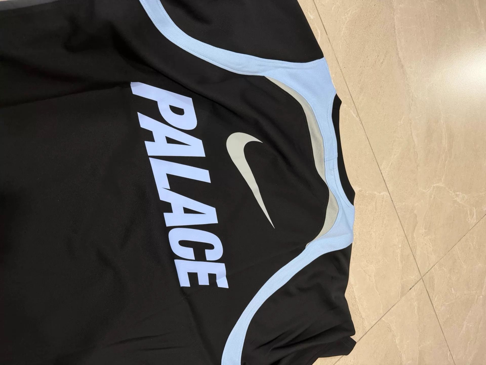 Palace PALACE x Nike SS26 Drop10 Color Block Raglan Tee M Size US M / EU 48-50 / 2 - 5 Thumbnail