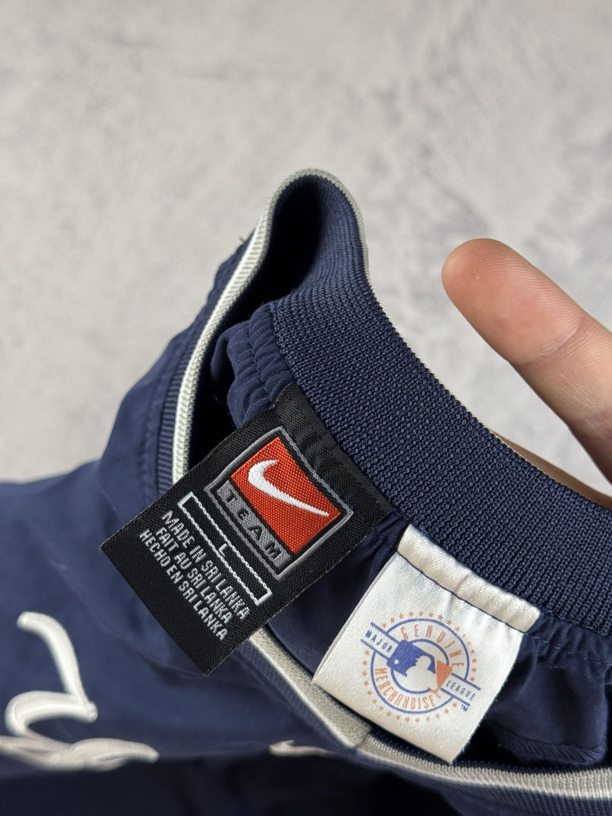 Nike × Vintage NIKE NYLON YANKEES VINTAGE CENTER LOGO SWEATSHIRT Size US S / EU 44-46 / 1 - 6 Thumbnail