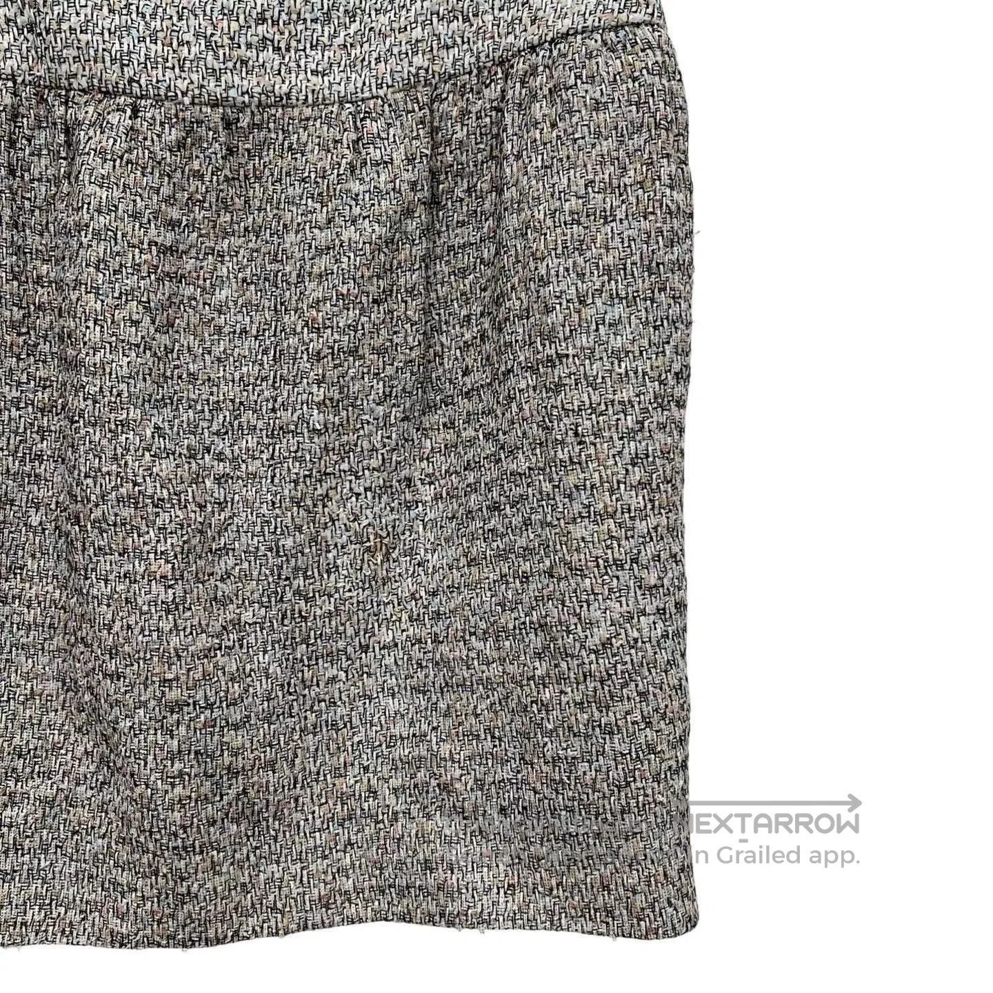 Chanel Chanel Tweed Newspaper Print Skirt. Size 39" - 3 Thumbnail
