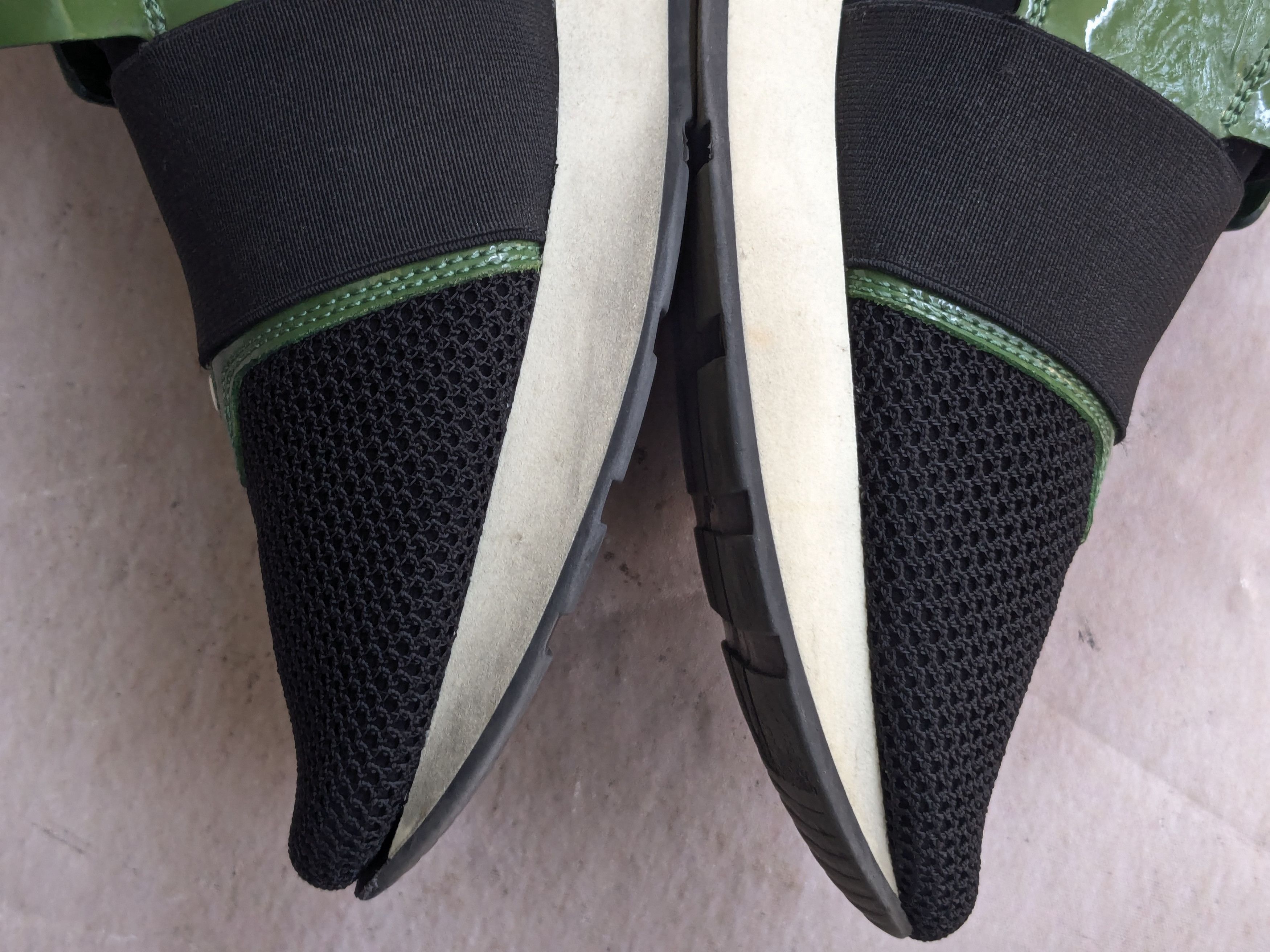 Balenciaga Balenciaga Race Runner Green Black 10 43 Leather Low Tops Size US 10 / EU 43 - 13 Thumbnail