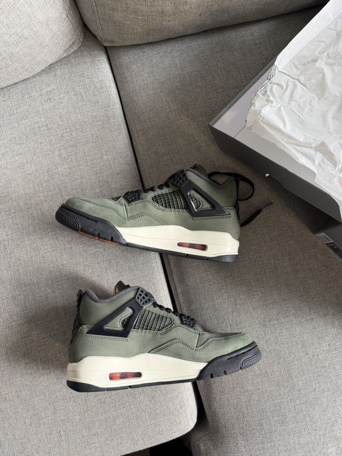 Jordan Brand Jordan retro 4 Undefeated Size US 6.5 / EU 39-40 - 2 Thumbnail