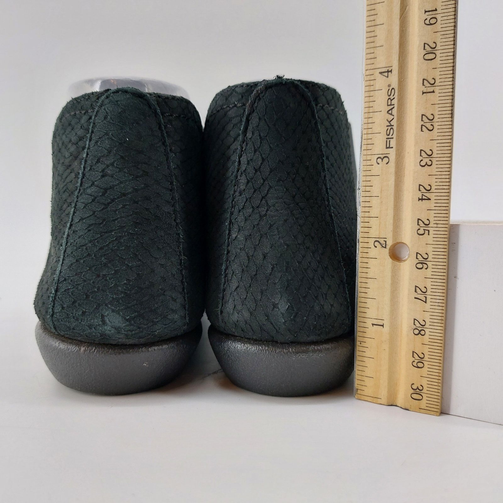 Other The Flexx Black Chelsea Bootie Animal Embossed US 8 Almond Size US 8 / IT 38 - 4 Thumbnail