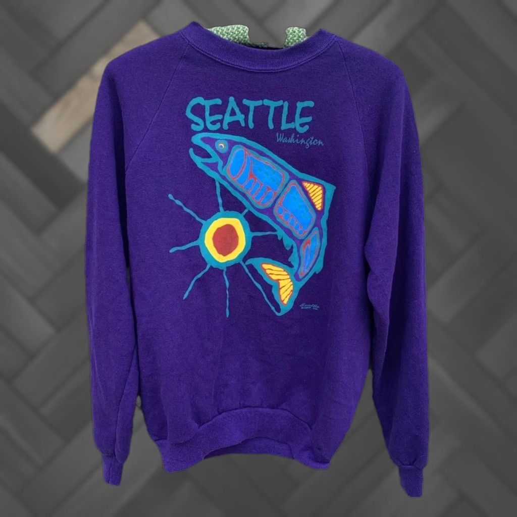 Jerzees VINTAGE Seattle Washington Sweatshirt Seattle Shirt Co USA L Purple Graphic Jerzees 50/50 Cotton Blend Sweatshirt Mens Womens - 1980s Size L / US 10 / IT 46 - 1 Thumbnail