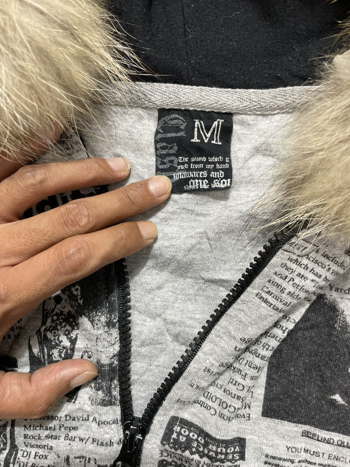 Hysteric Glamour Japanese clashahead poem Zip Fur Hoodie lgb style Size US M / EU 48-50 / 2 - 5 Thumbnail