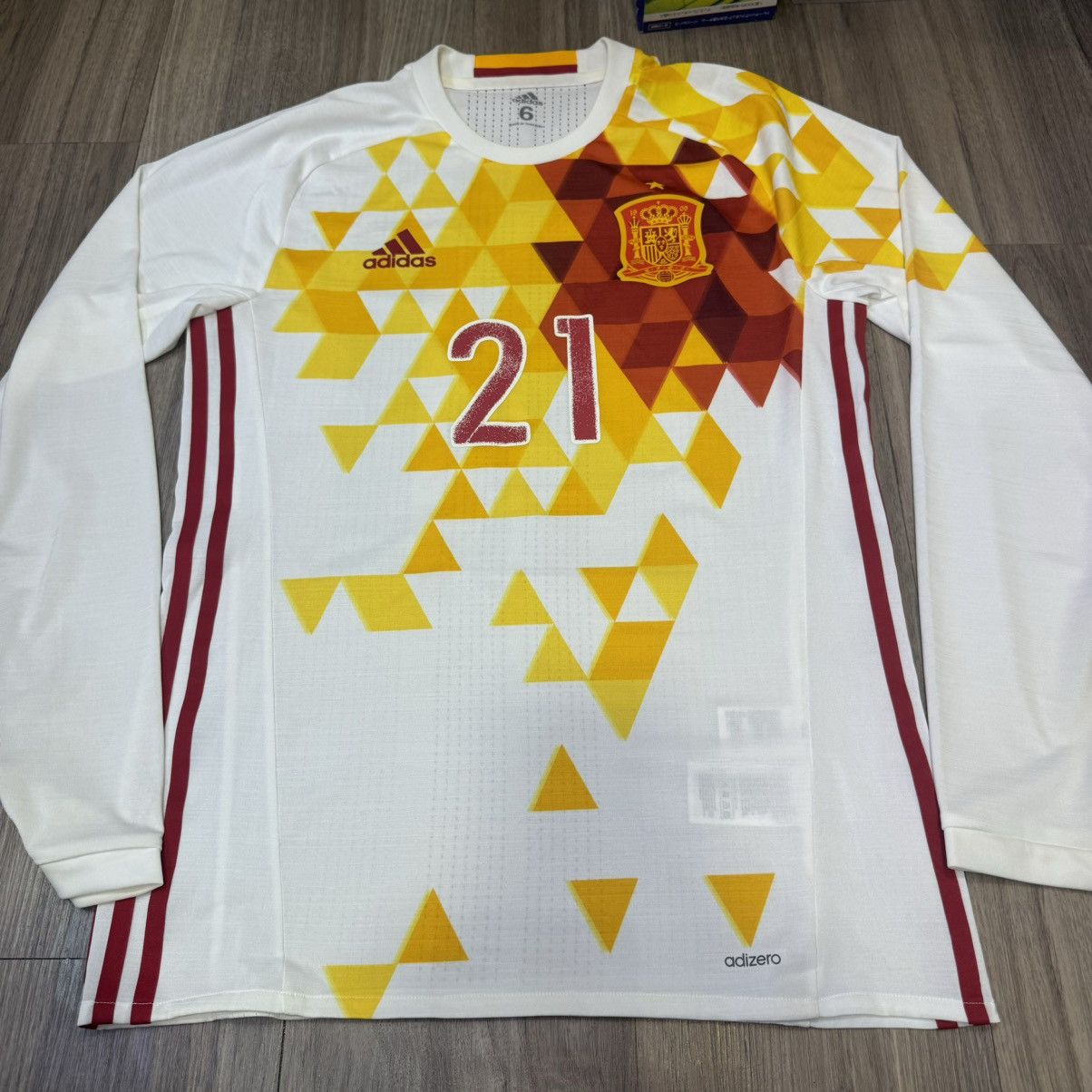 Adidas Spain 16/17 match spare longsleeves away shirt #21 Silva Size US M / EU 48-50 / 2 - 1 Thumbnail