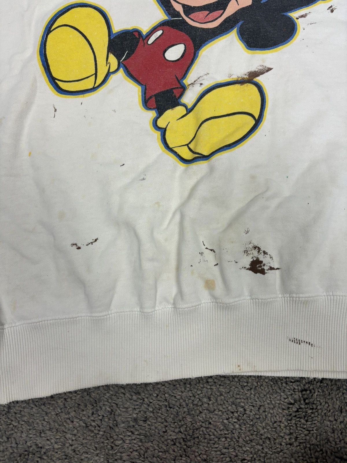 Disney Vintage 90s white mickey mouse paint splattered crewneck Size US XL / EU 56 / 4 - 7 Thumbnail