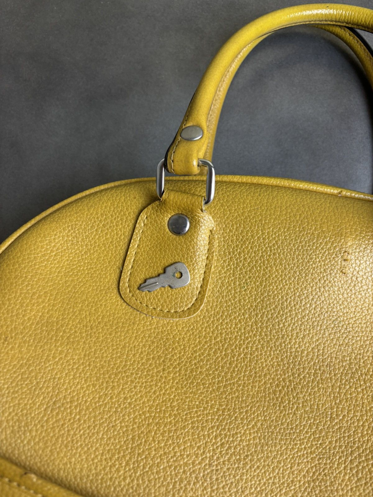 Vintage 1970s Bowling Bag Vintage Briefcase Tote Bag Lock & Key Size ONE SIZE - 3 Thumbnail