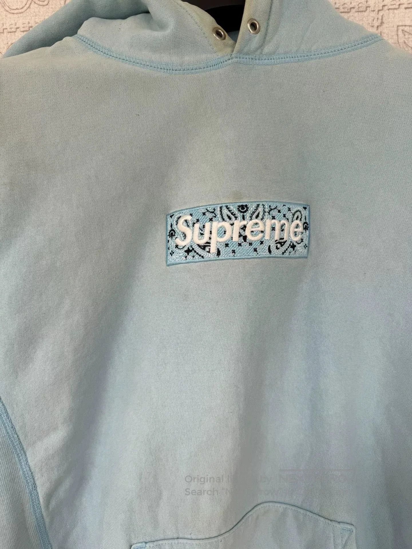 Supreme supreme box logo hoodie in light blue. Size US M / EU 48-50 / 2 - 3 Thumbnail