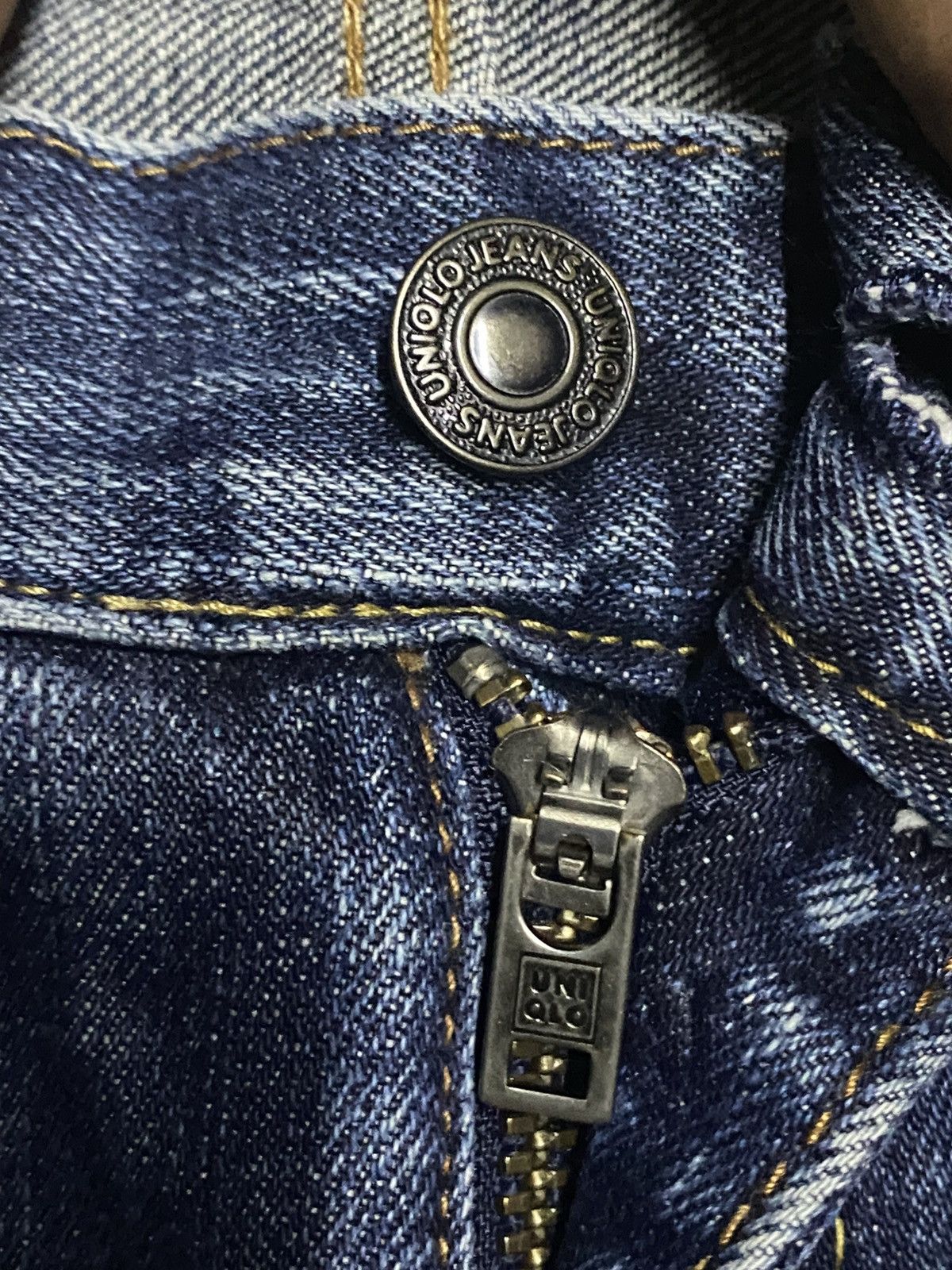 Japanese Brand Vintage Uniqlo S002 Distressed Fade Wash Slim Straight Jeans Size US 30 / EU 46 - 10 Thumbnail