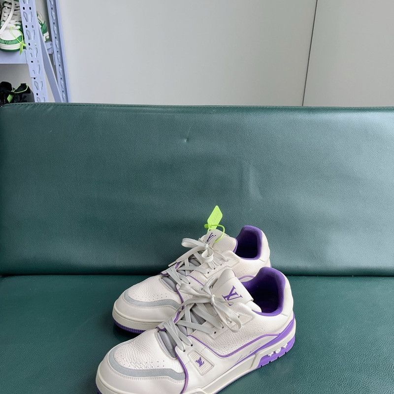 Louis Vuitton Louis Vuitton Trainer Low-Top Sneakers in White and Purple Size US 8 / IT 38 - 1 Thumbnail
