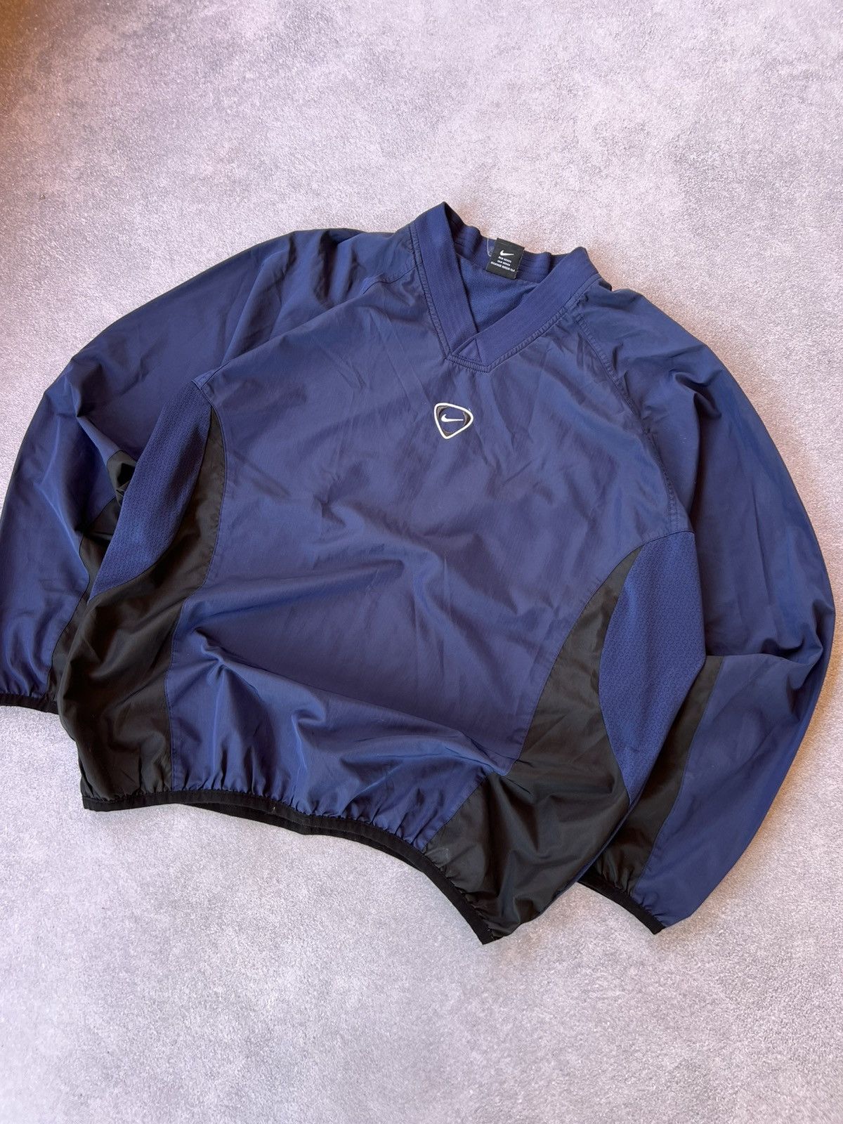 Nike 🔥 Vintage 90s Nike Dark Navy Nylon Pullover – Size L Size US L / EU 52-54 / 3 - 2 Thumbnail