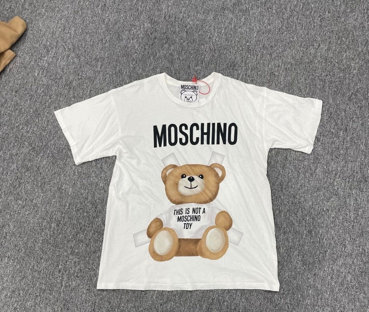Moschino Moschino Teddy Bear Print T-shirt J16 Size US M / EU 48-50 / 2 - 1 Thumbnail