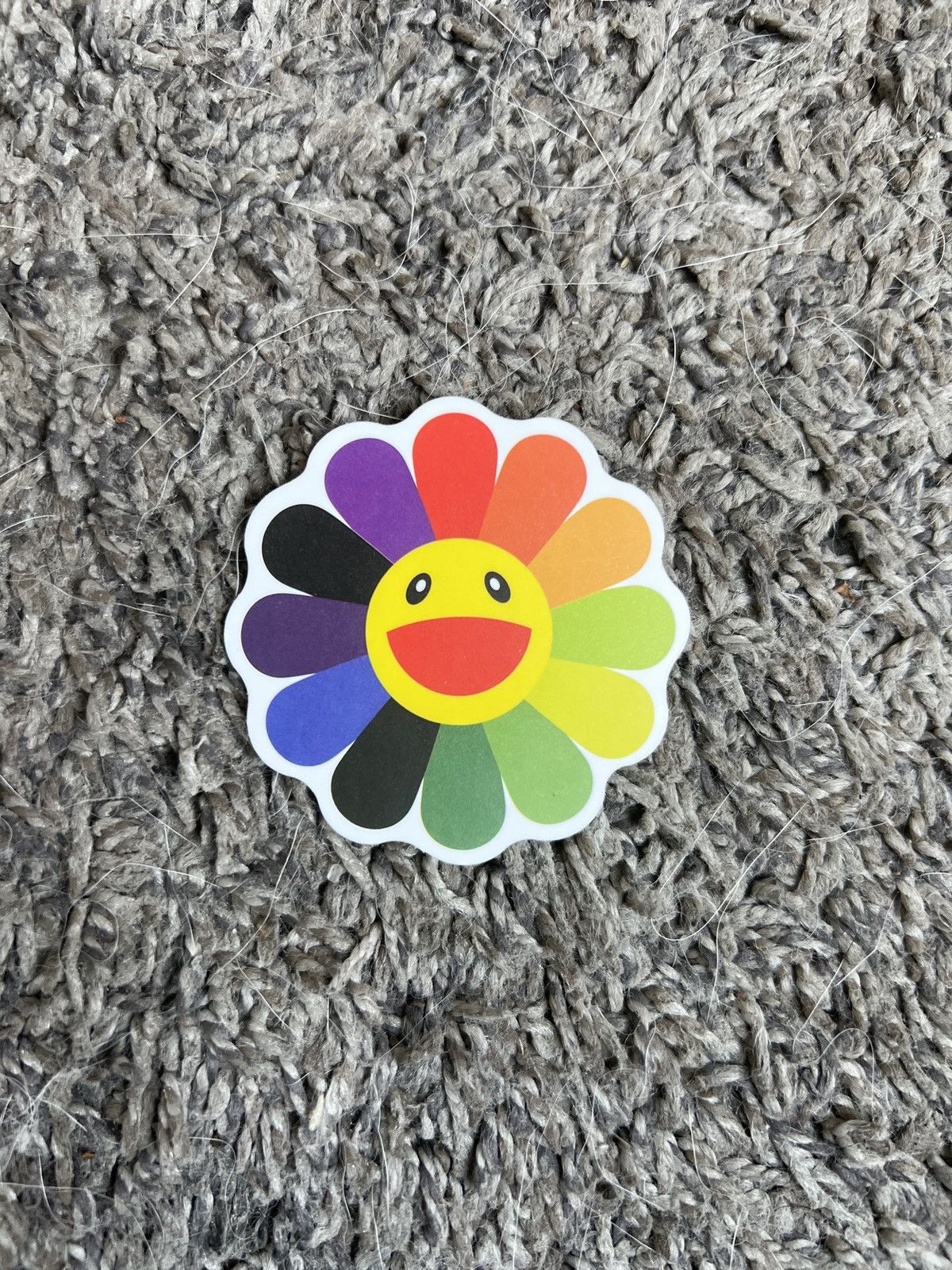 Takashi Murakami Takashi Murakami Smiling Flower Sticker Size ONE SIZE - 1 Thumbnail