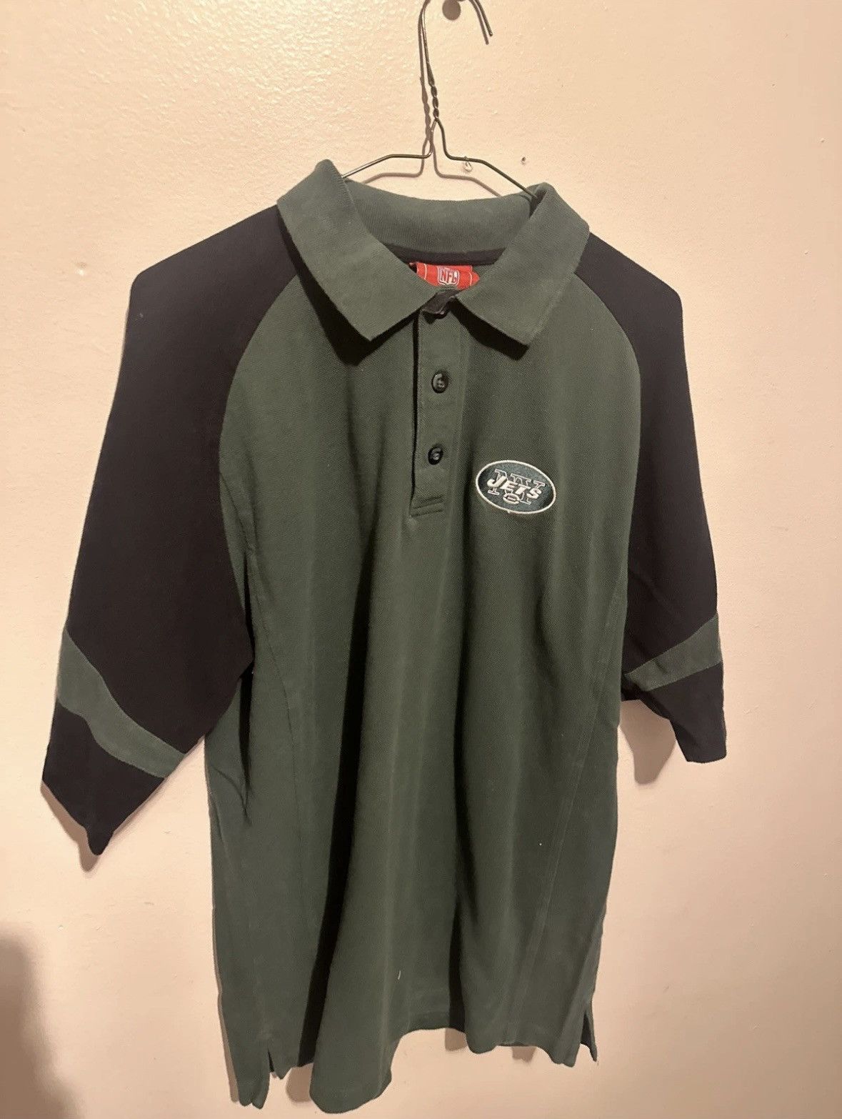 NFL NY JETS green polo t shirt vintage Size US L / EU 52-54 / 3 - 1 Thumbnail