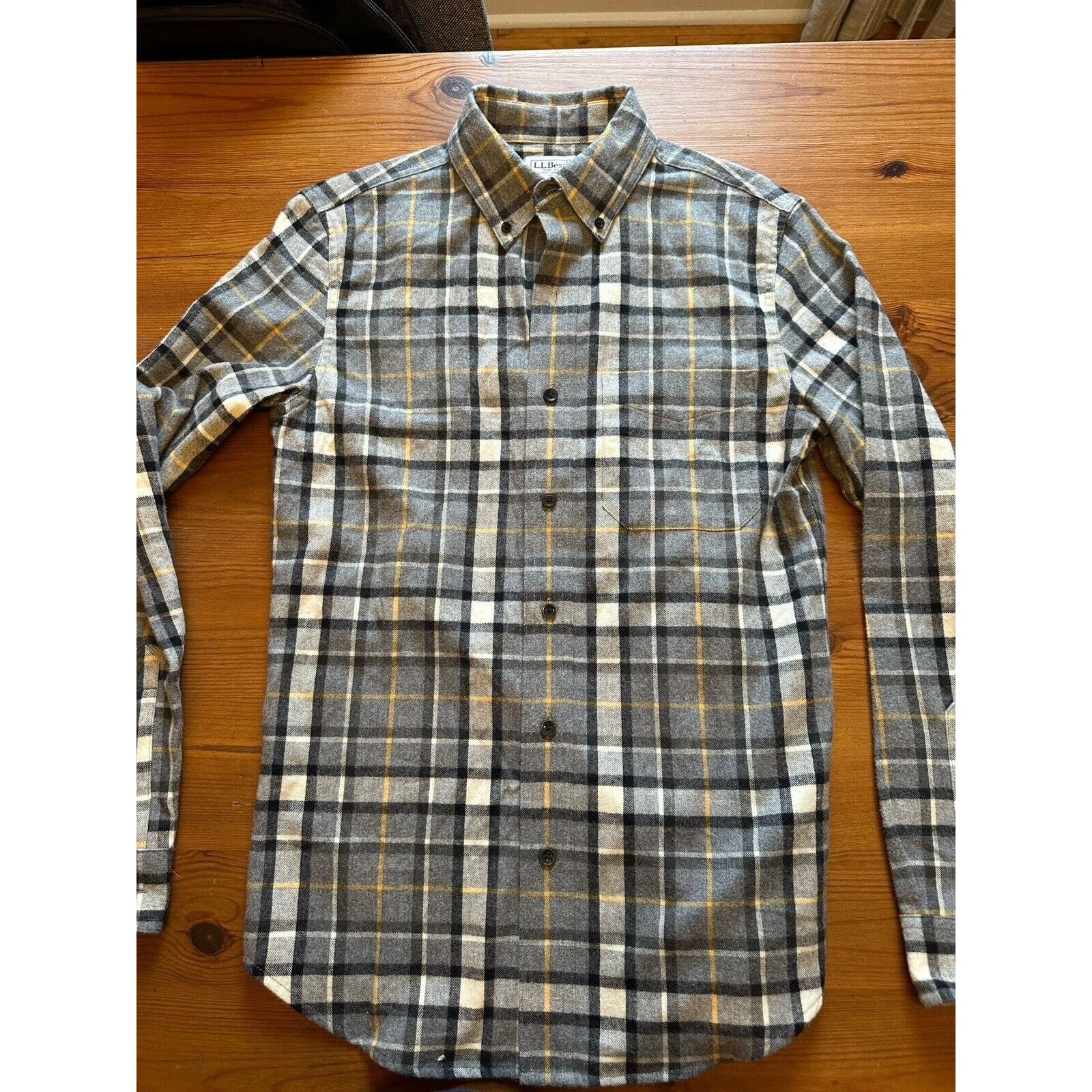 L.L. Bean New LL Bean Flannel Shirt Mens Small Slim Long Sleeve Plaid Size US S / EU 44-46 / 1 - 6 Thumbnail