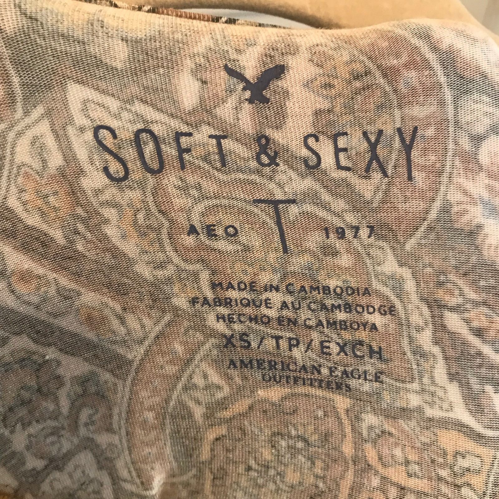 American Eagle Outfitters AMERICAN EAGLE Soft & Sexy T-Shirt Women’s XS Paisley Prim Size XS / US 0-2 / IT 36-38 - 1 Thumbnail