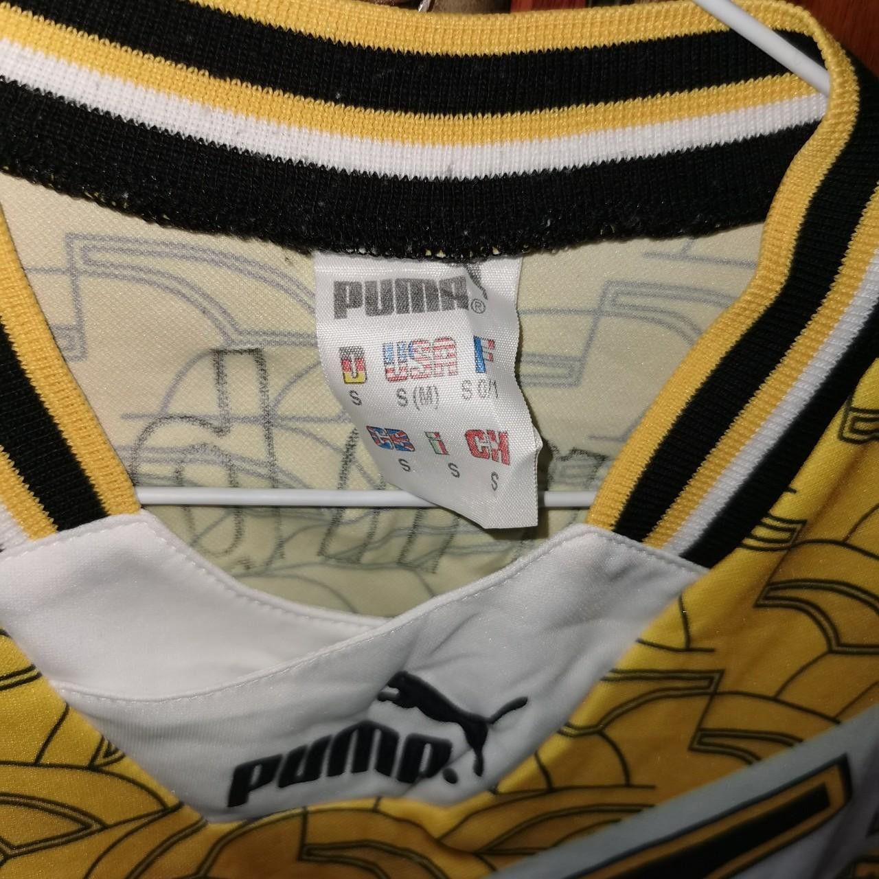 Puma 1FCN Nurenberg Germany 1995 1996 Away Shirt Jersey Size US S / EU 44-46 / 1 - 4 Thumbnail