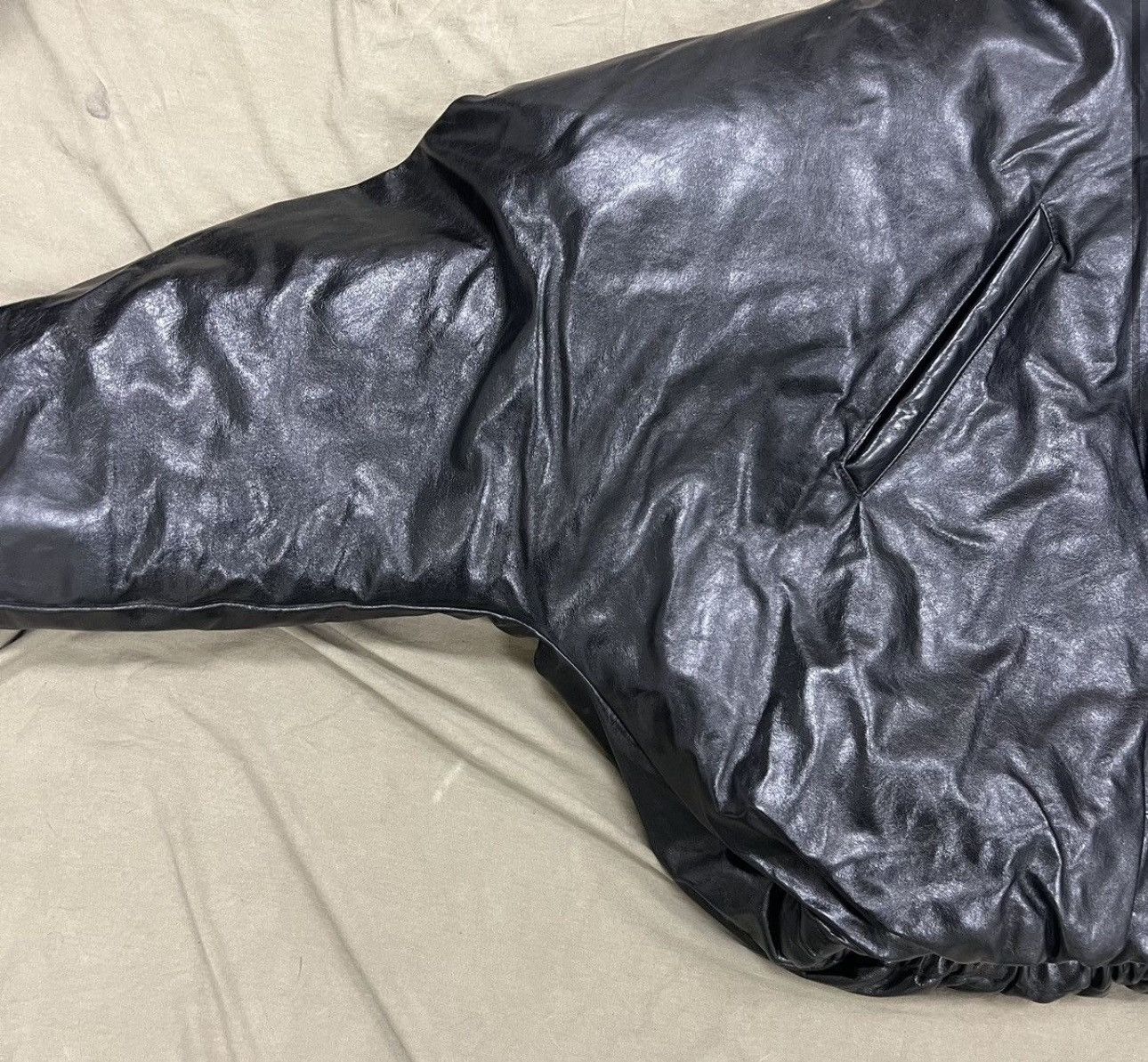 Yeezy YZY SZN X SHOULDER PAD LEATHER JACKET YEEZY SEASON X SAMPLE Size US L / EU 52-54 / 3 - 3 Thumbnail