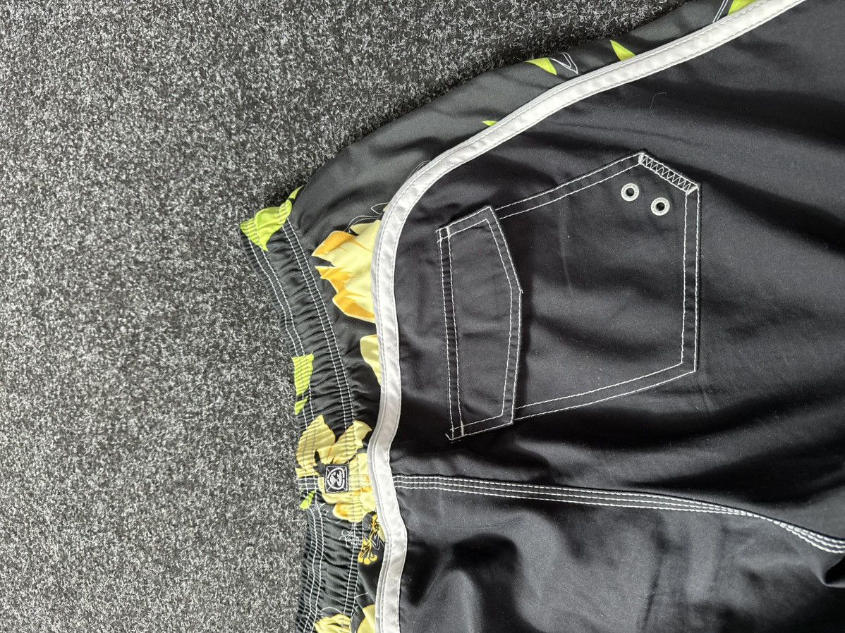 Billabong × Vintage 🚨RARE BILLABONG BIG LOGO SWIMM SHORTS Y2K SURF VINTAGE Size US 35 - 8 Thumbnail