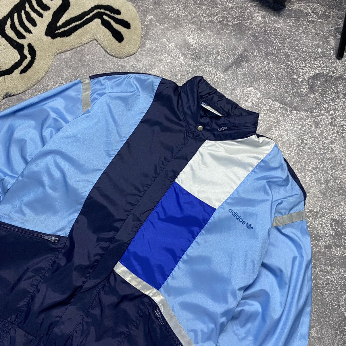 Vintage Vintage 90’s Adidas Small Logo Nylon Y2k light jacket Size US M / EU 48-50 / 2 - 2 Thumbnail