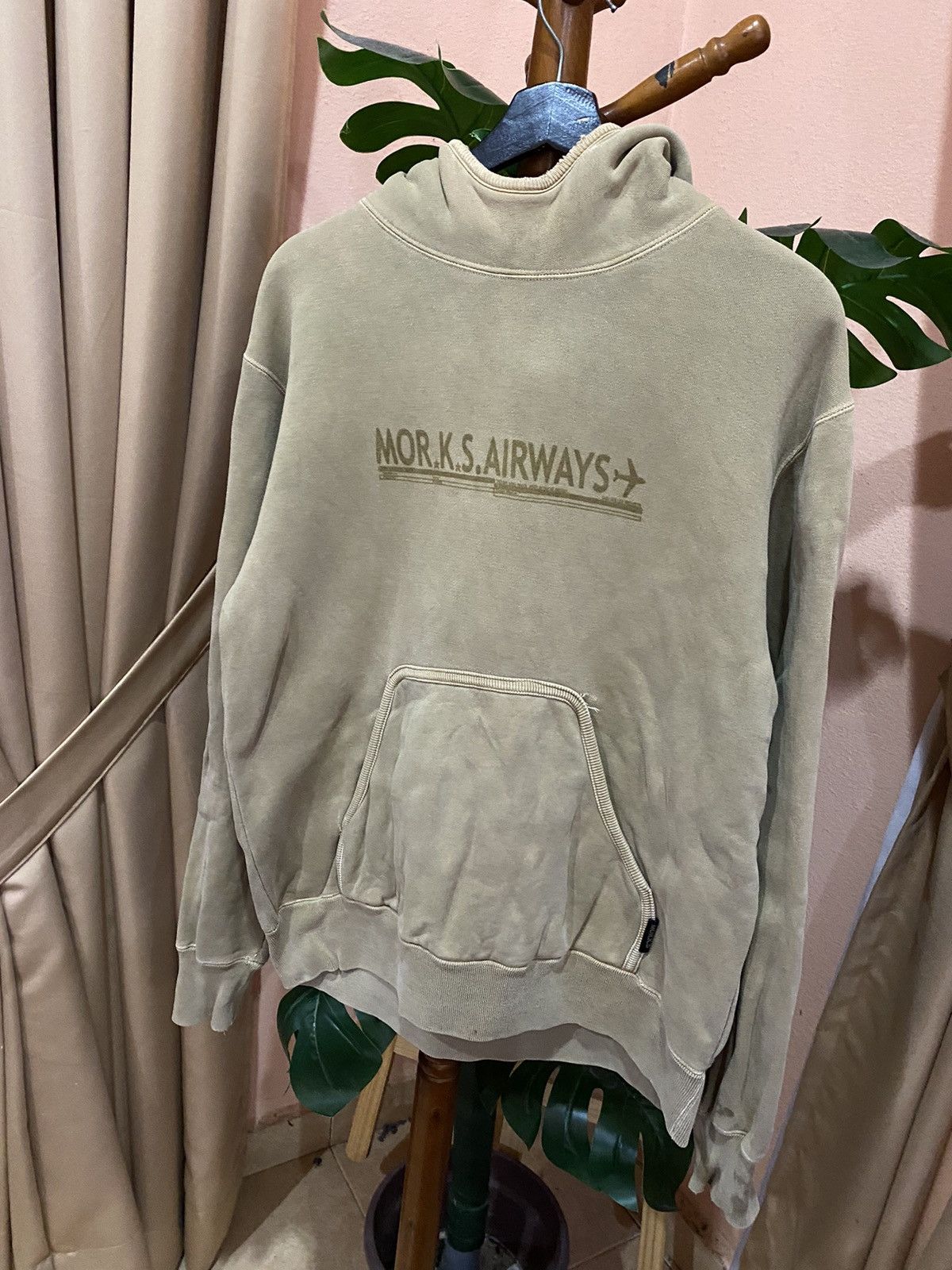 Other MOR.K.S Airways Vintage Hoodie – Streetwear Travel Edition Size US M / EU 48-50 / 2 - 3 Thumbnail