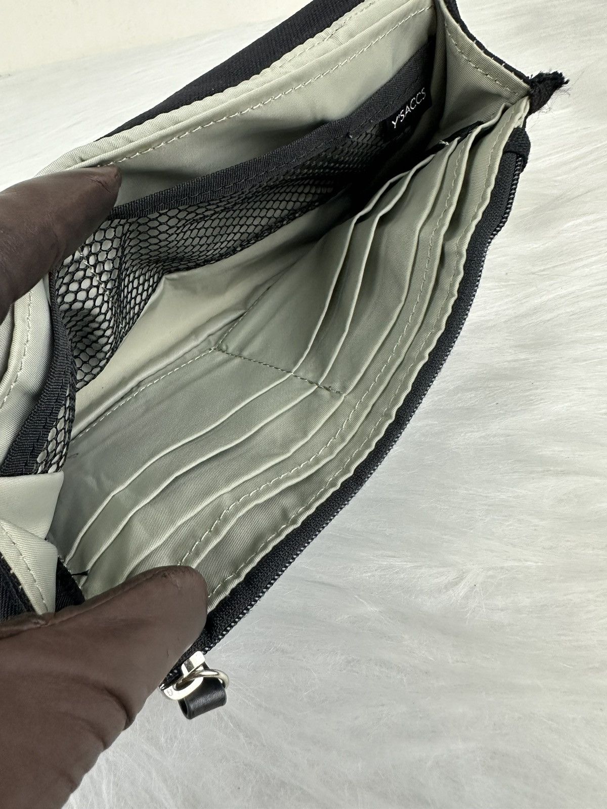 Japanese Brand × Yohji Yamamoto Yohji Yamamoto Y’saccs Sling wallet Bag Size ONE SIZE - 10 Thumbnail