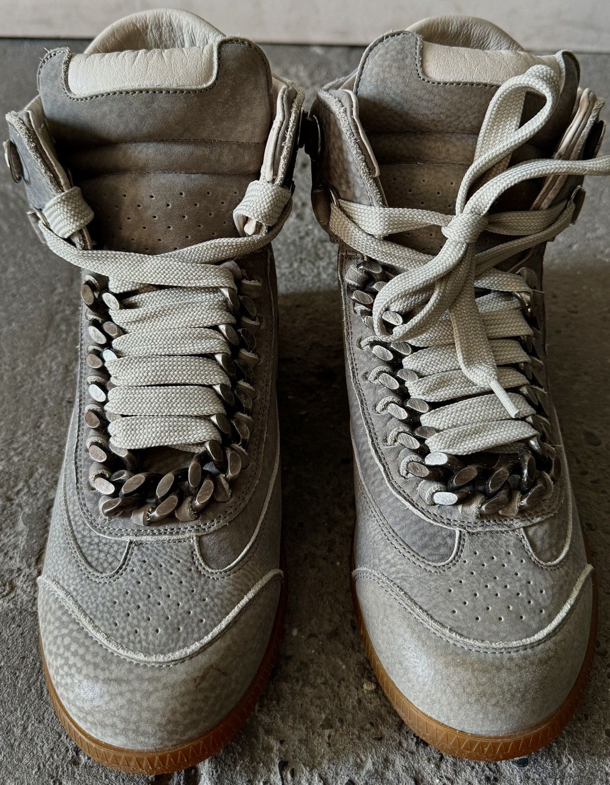 Maison Margiela Maison Margiela - FW11 - Bulldog Chain High Top Sneaker Size US 8 / EU 41 - 2 Thumbnail