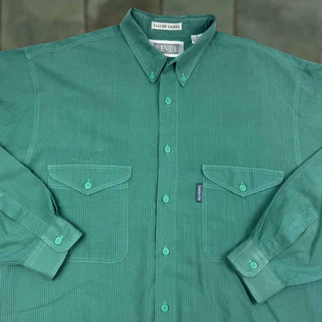 Levi's VINTAGE Levi's Button-Up Shirt Adult Large Green Striped Collared 80s Casual Mens Size US L / EU 52-54 / 3 - 1 Thumbnail